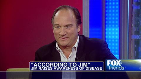 Jim Belushi Explains Why Celebs Love President Obama ... and Why Jon Lovitz Is "A Crazy Person"