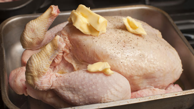 Thanksgiving Turkey Tips: Should You Buy Fresh of Frozen?