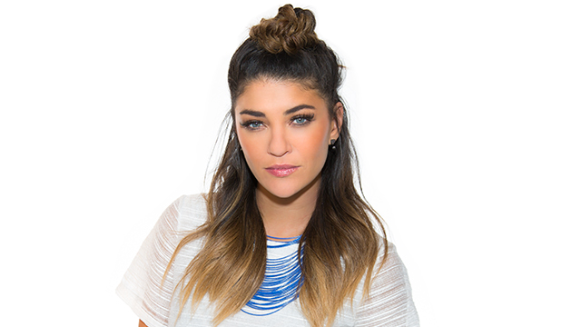 Jessica Szohr Goes to Extremes on USA's 'Complications'