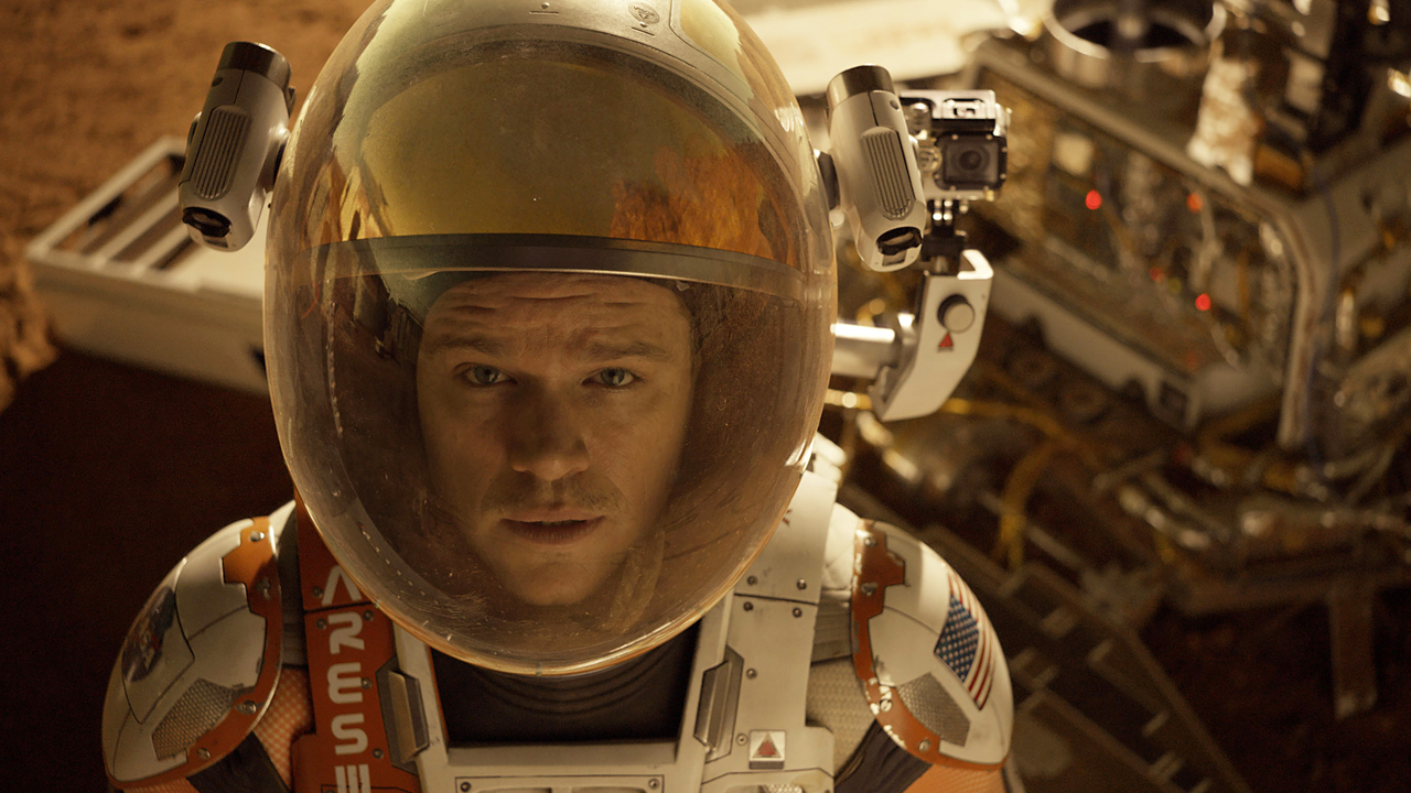 Space sells: Moviegoers flock to 'The Martian'