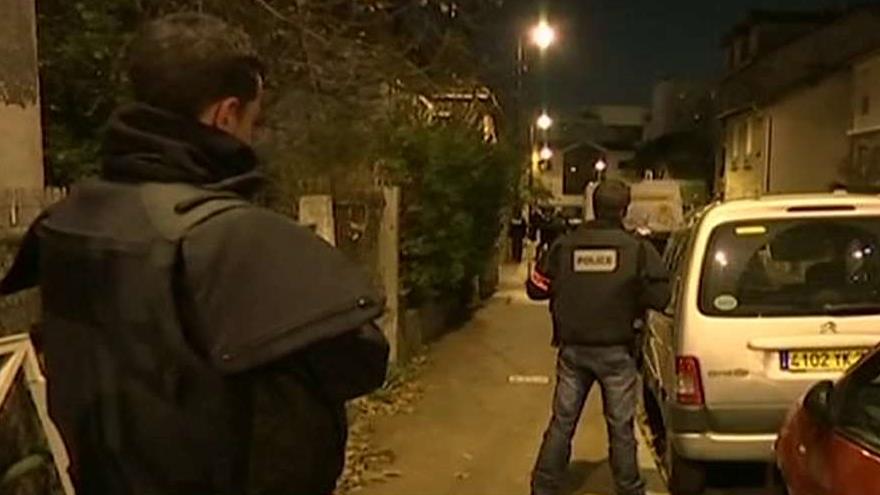 Manhunt continues for eighth Paris attacks suspect