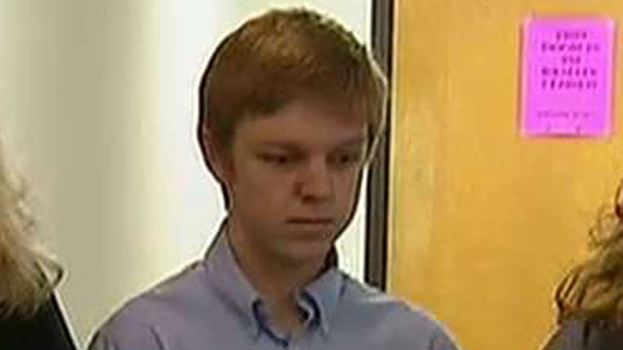 Arrest warrant issued for 'affluenza' teen Ethan Couch