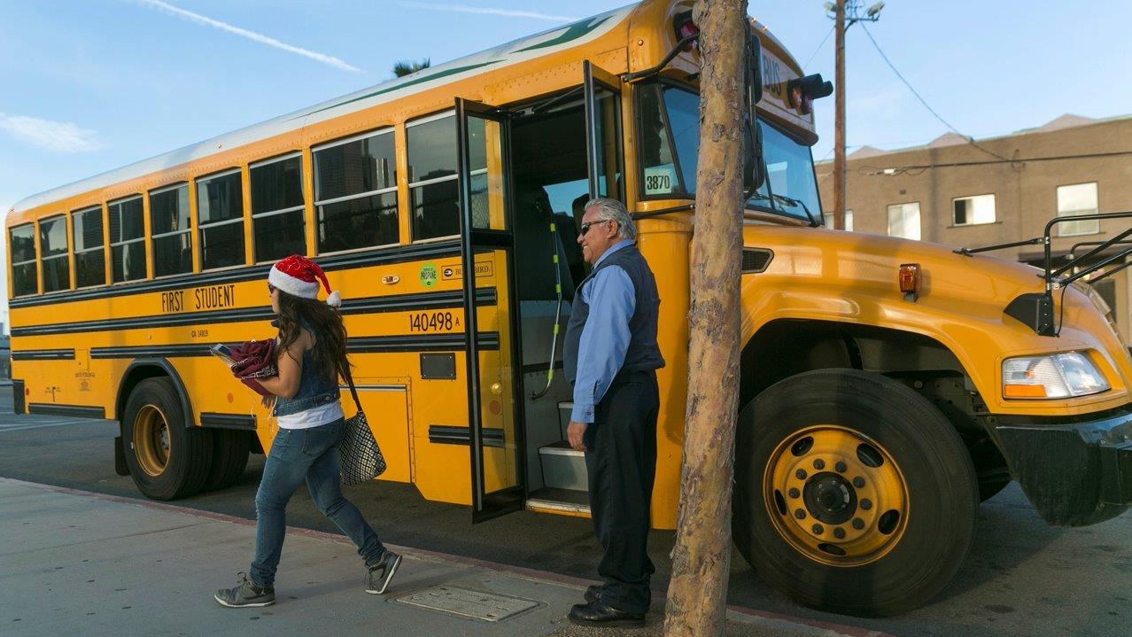 Warga Maine dilaporkan menjadi pusat penyelidikan atas ancaman terhadap sekolah di Los Angeles, New York