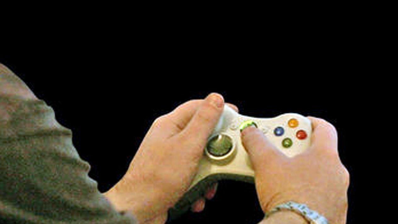 Man sues after losing wife, job to video game addiction