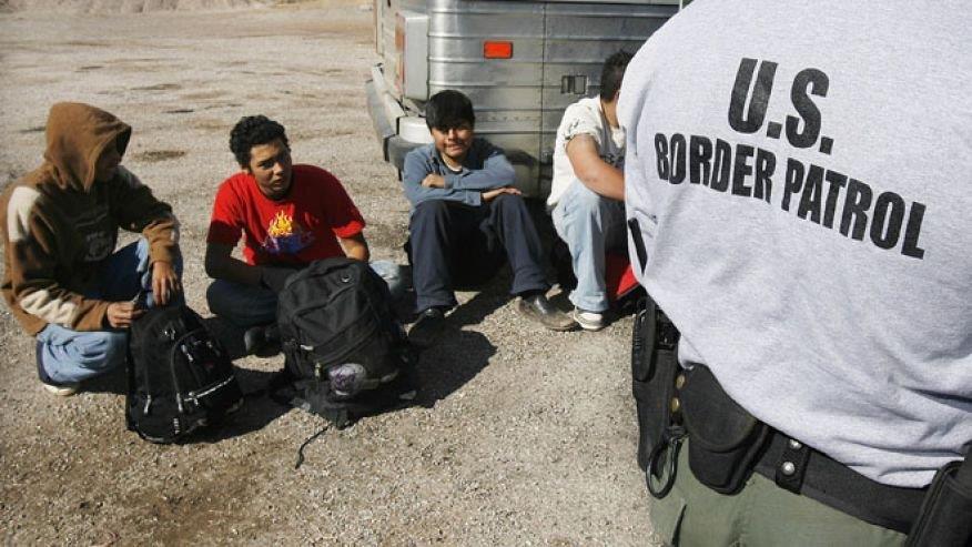 Deportations of illegal immigrants drop 
