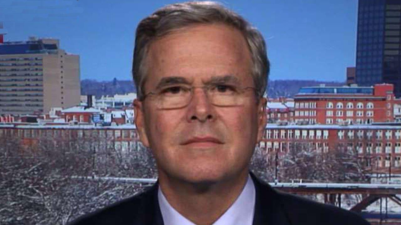 Jeb Bush calls for a 'comprehensive strategy' to fight ISIS