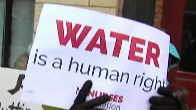Class action lawsuits being filed over Flint water crisis