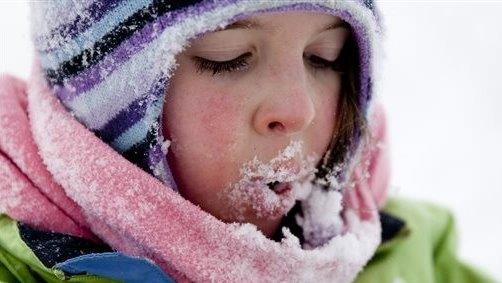 Don't eat the snow: Winter weather fact vs. fiction 