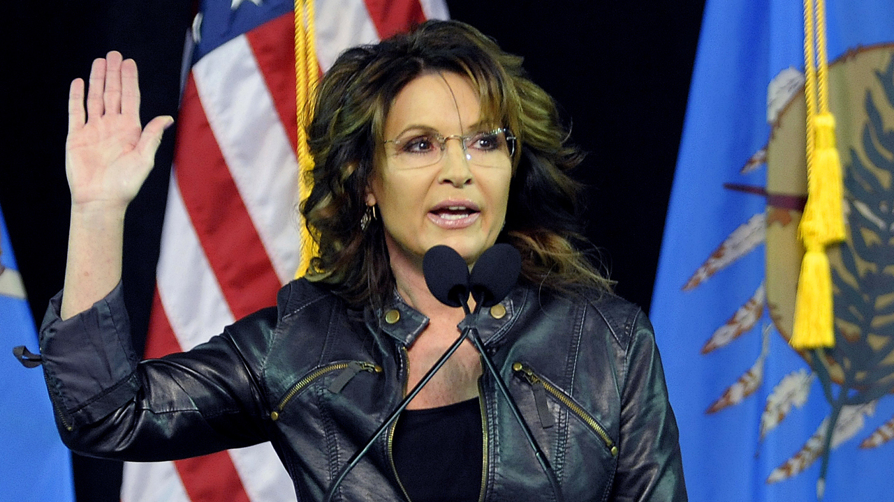 Palin pummeled over Trump