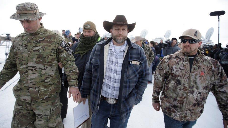 Oregon standoff ends in shootout with cops 