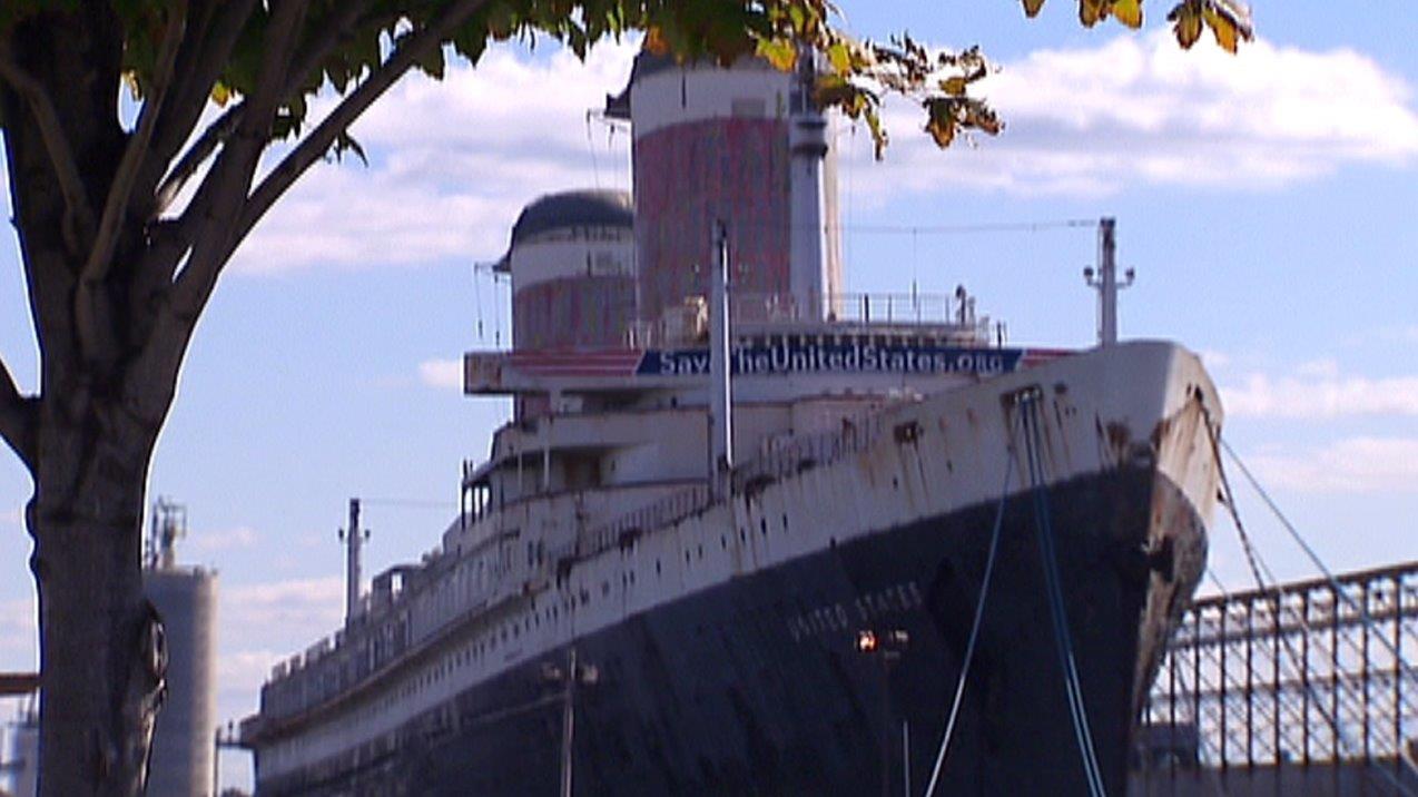 New plans for the aging and decaying SS United States 