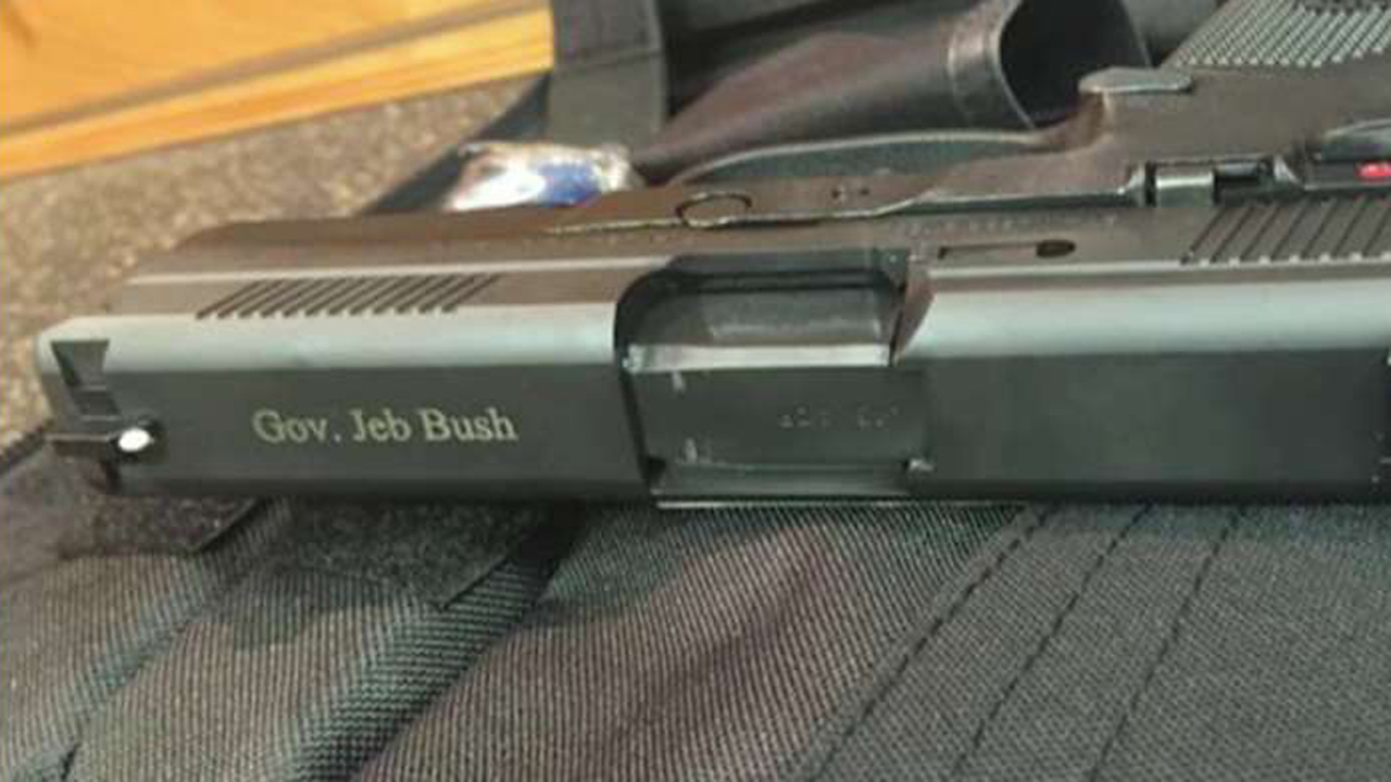 Social media goes crazy over Jeb Bush's gun photo