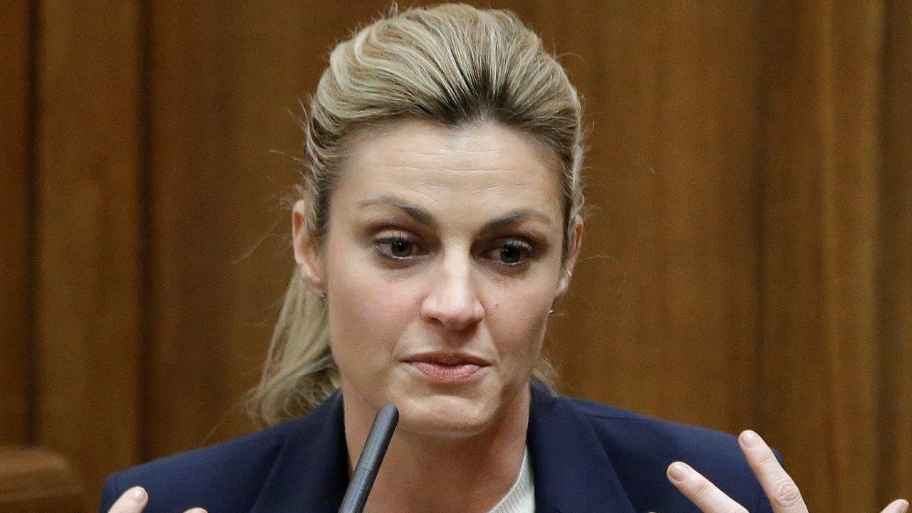 Erin Andrews to be cross-examined over secretly shot videos 