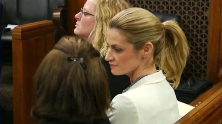 Jury awards Erin Andrews $55 million in peephole lawsuit