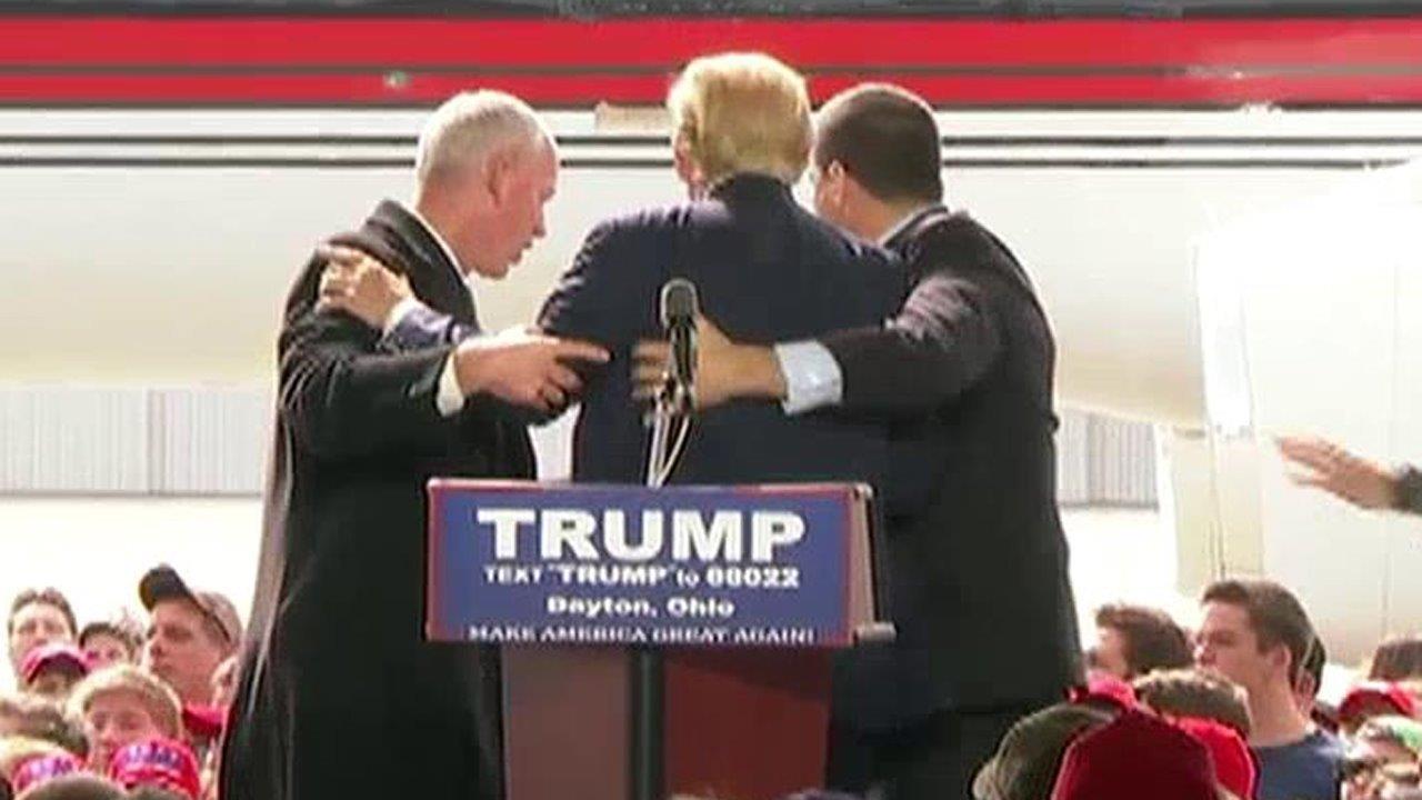 Trump protester escorted out of Ohio rally