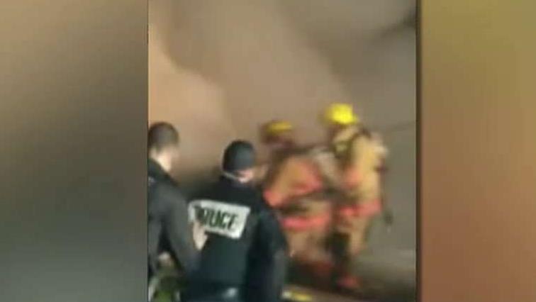 Maryland: Wall falls on firefighters battling house blaze