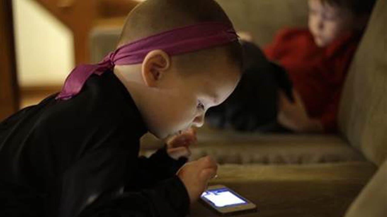Toddler addicted to iPhone: Normal or Nuts?