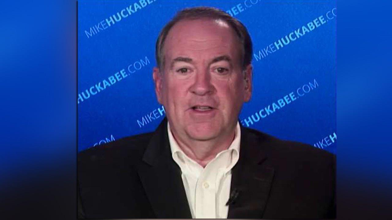 Huckabee: Bill's spontaneity is good for Hillary's campaign