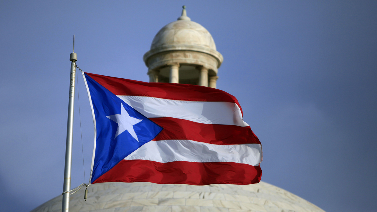 Bipartisan $70 billion Puerto Rico bailout bill falls apart