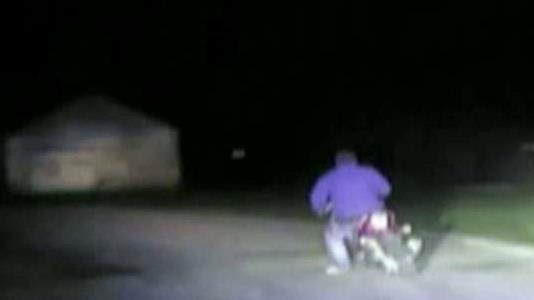 Man tries to escape traffic stop on moped
