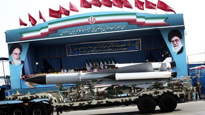 Iran shows off new missile defense system at parade