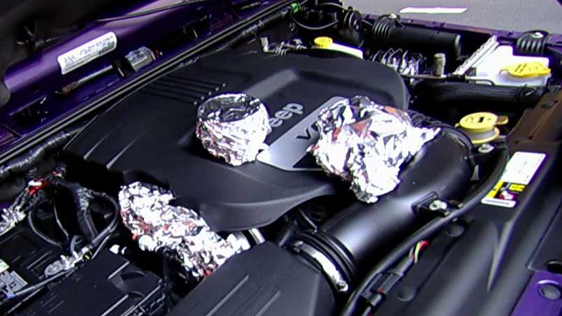 Culinary challenge: Cooking on a car engine