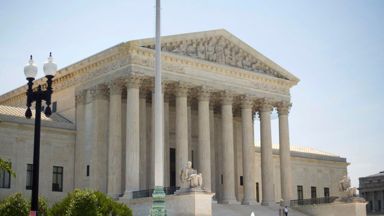 Supreme Court hears executive actions on immigration case