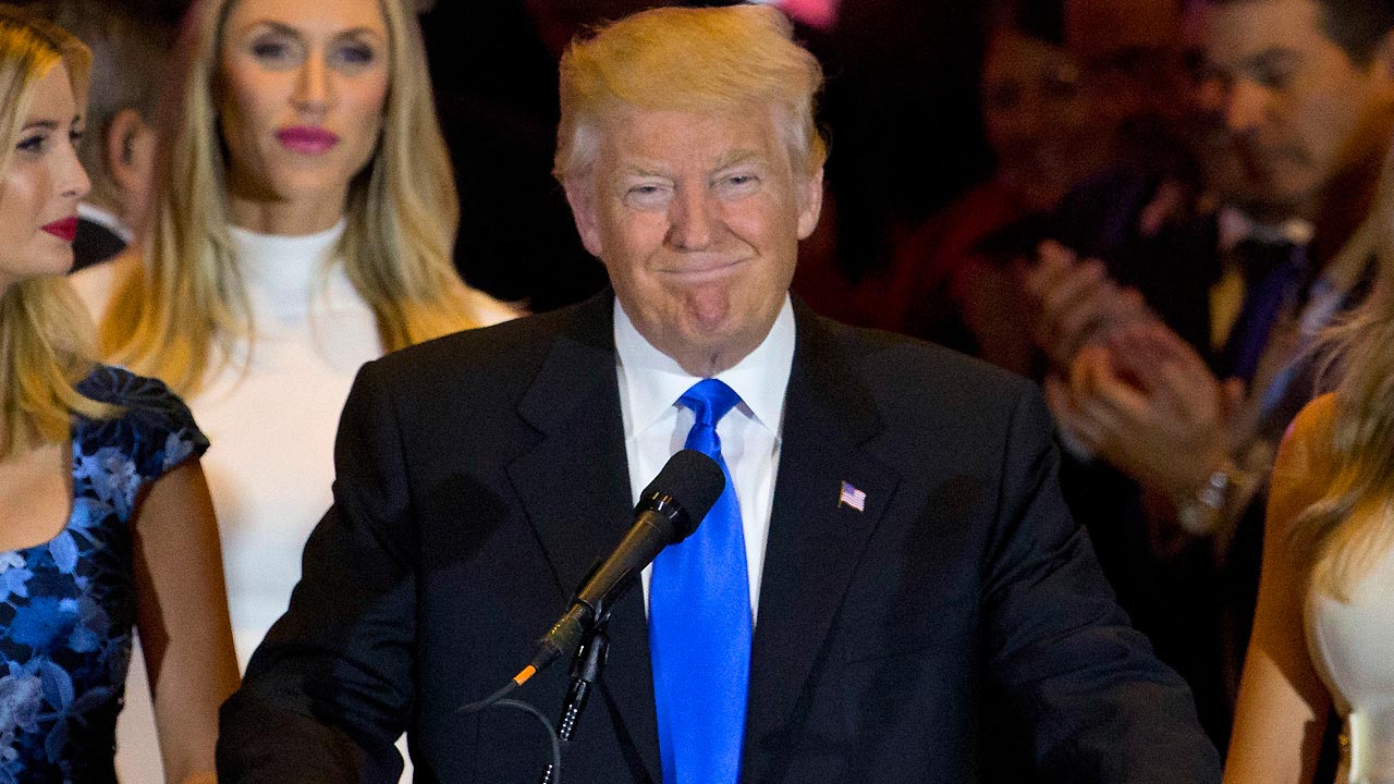 Ed Rollins: Ini Trump vs. Hillary. Persiapkan Amerika untuk edisi epik ‘Survivor’ 2016