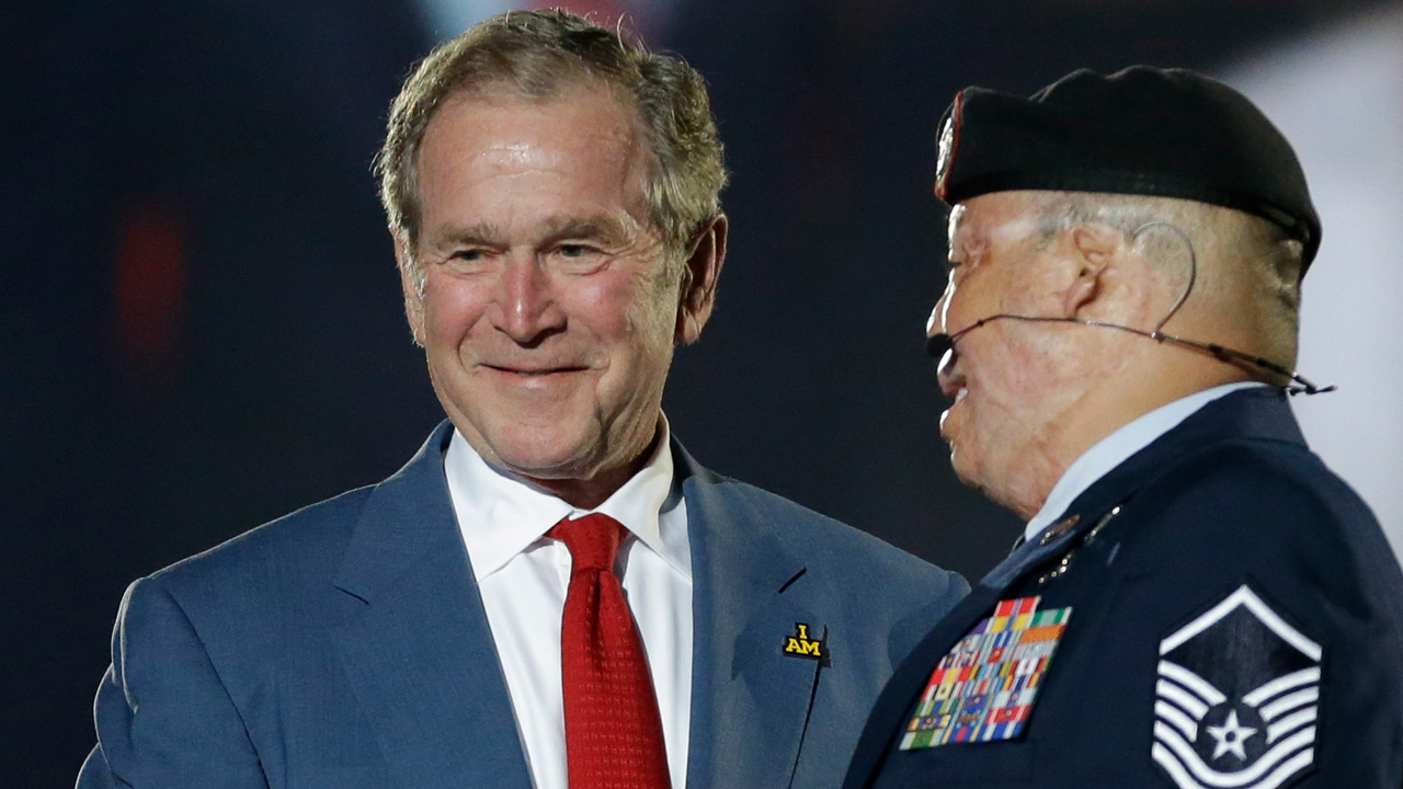 Former President Bush attends Invictus Games ceremony