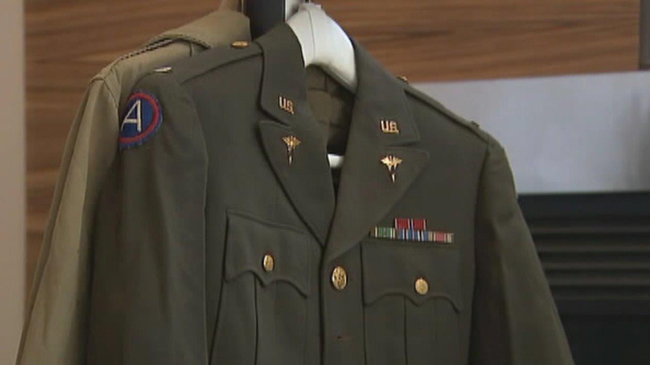 Veteran's lost WWII mementos found, returned to family