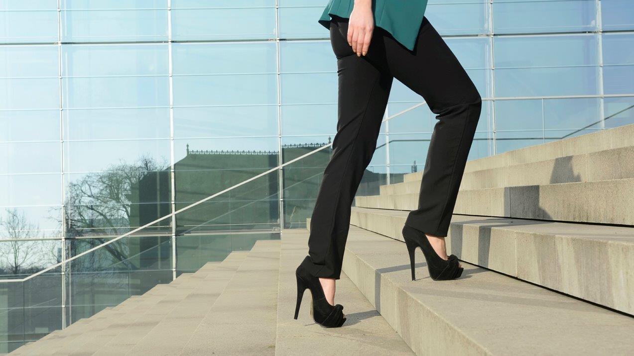 Battle over high heels in the workplace