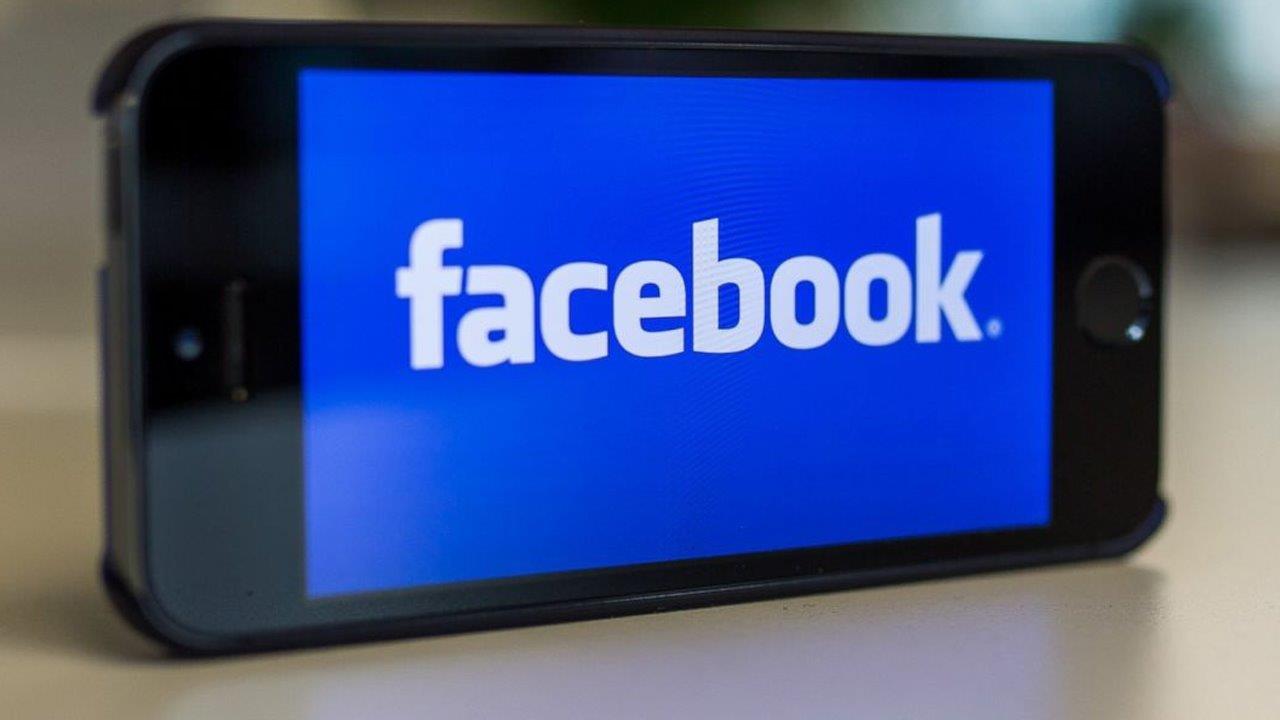 Should Facebook be probed for bias?