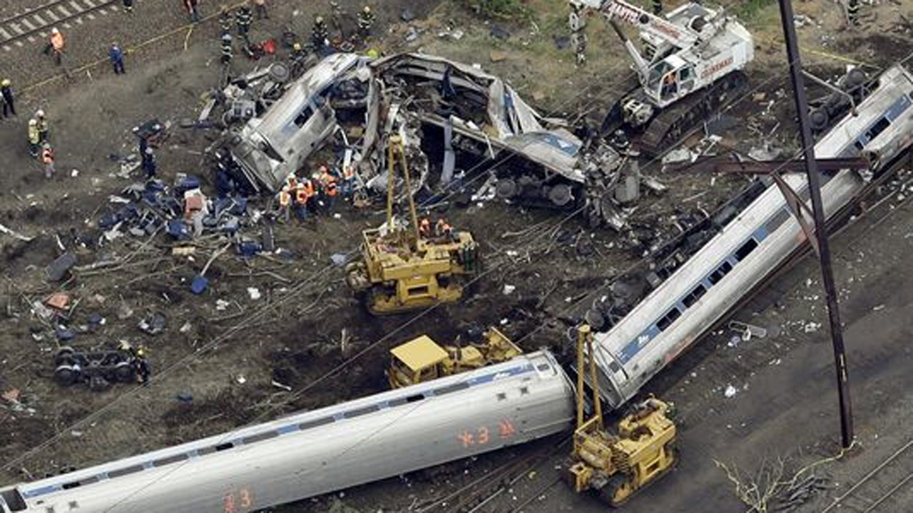 NTSB to announce cause of deadly 2015 Amtrak train crash