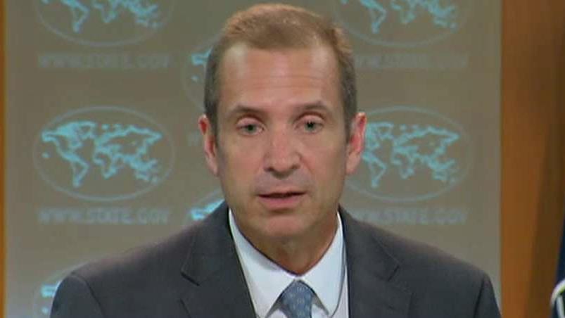 Asal usul email utama Clinton dari laporan masih menjadi misteri