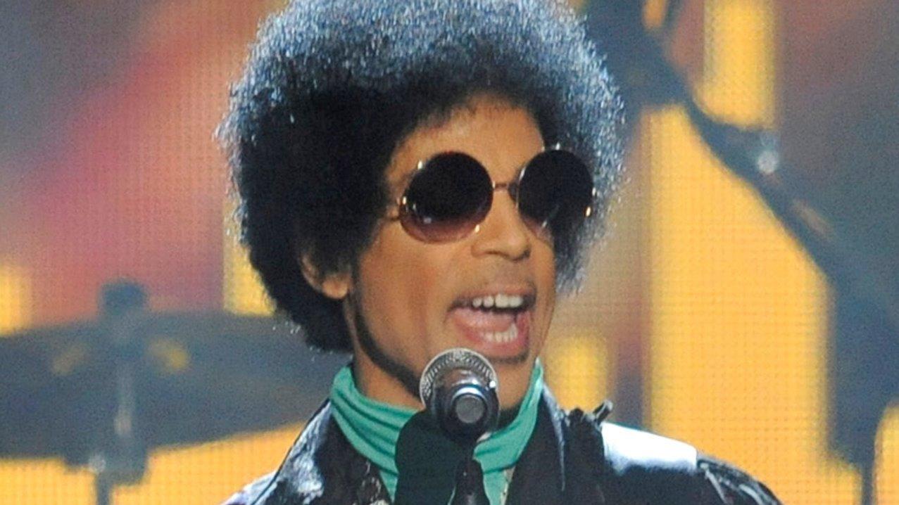Report: Prince died of opioid overdose