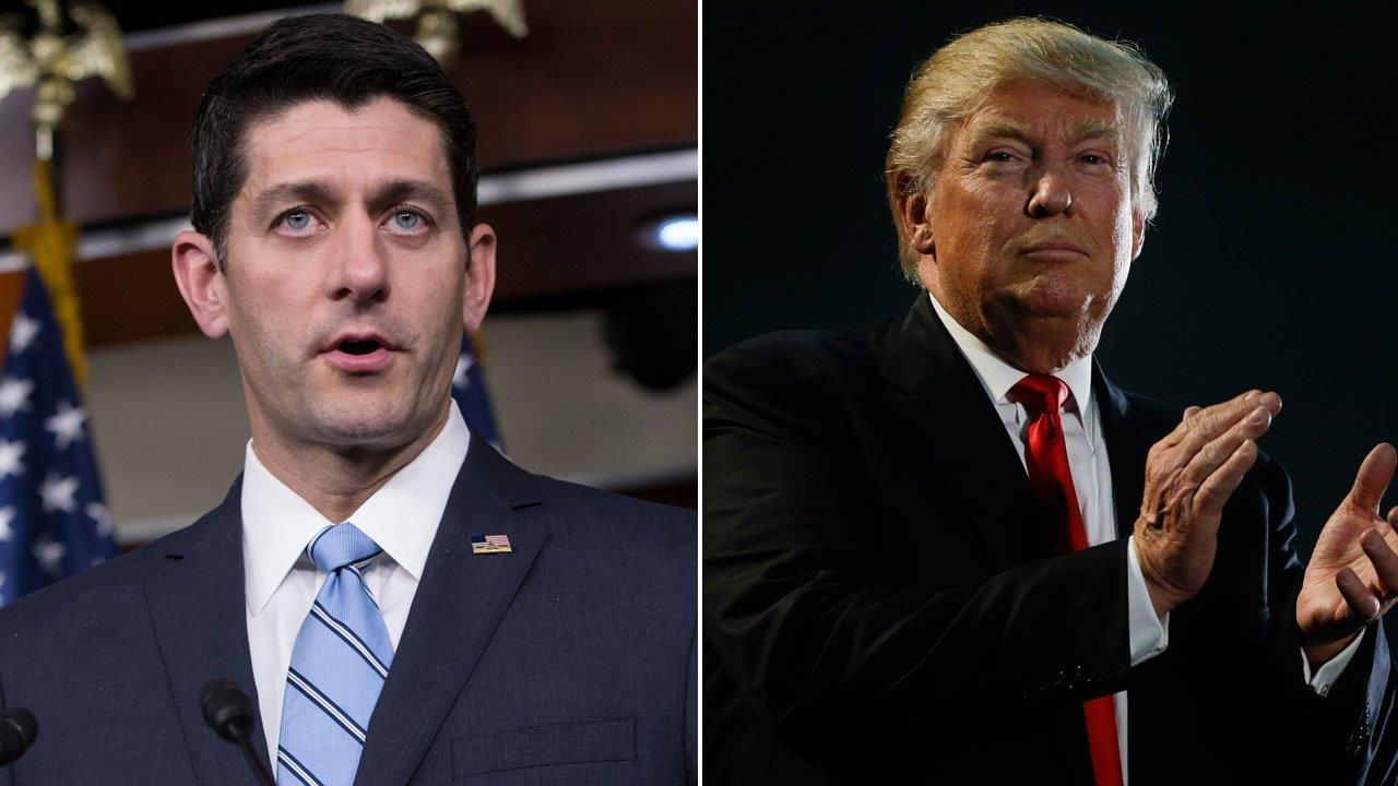 Paul Ryan mengatakan dia akan memilih Trump