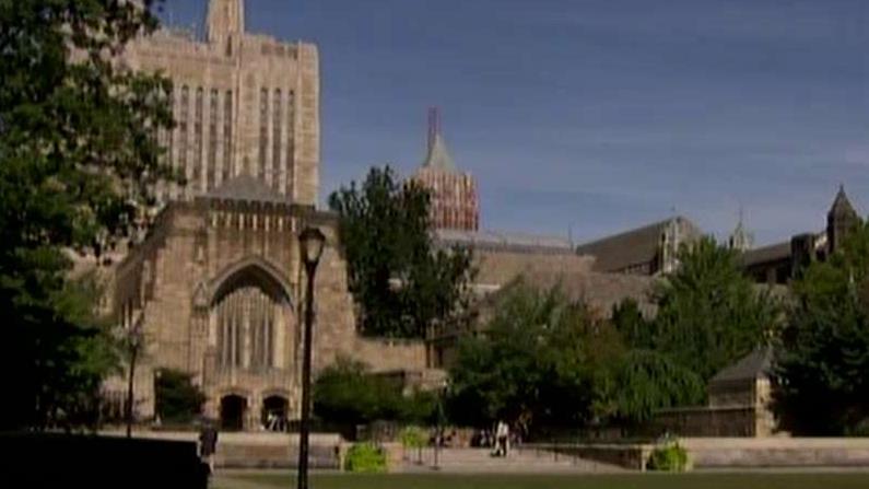 Yale students call to end focus on white male authors