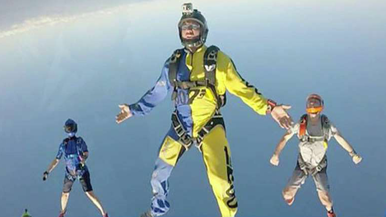Skydiver falls 14,000 feet to death in South Carolina 