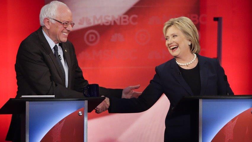 Clinton and Sanders meet privately