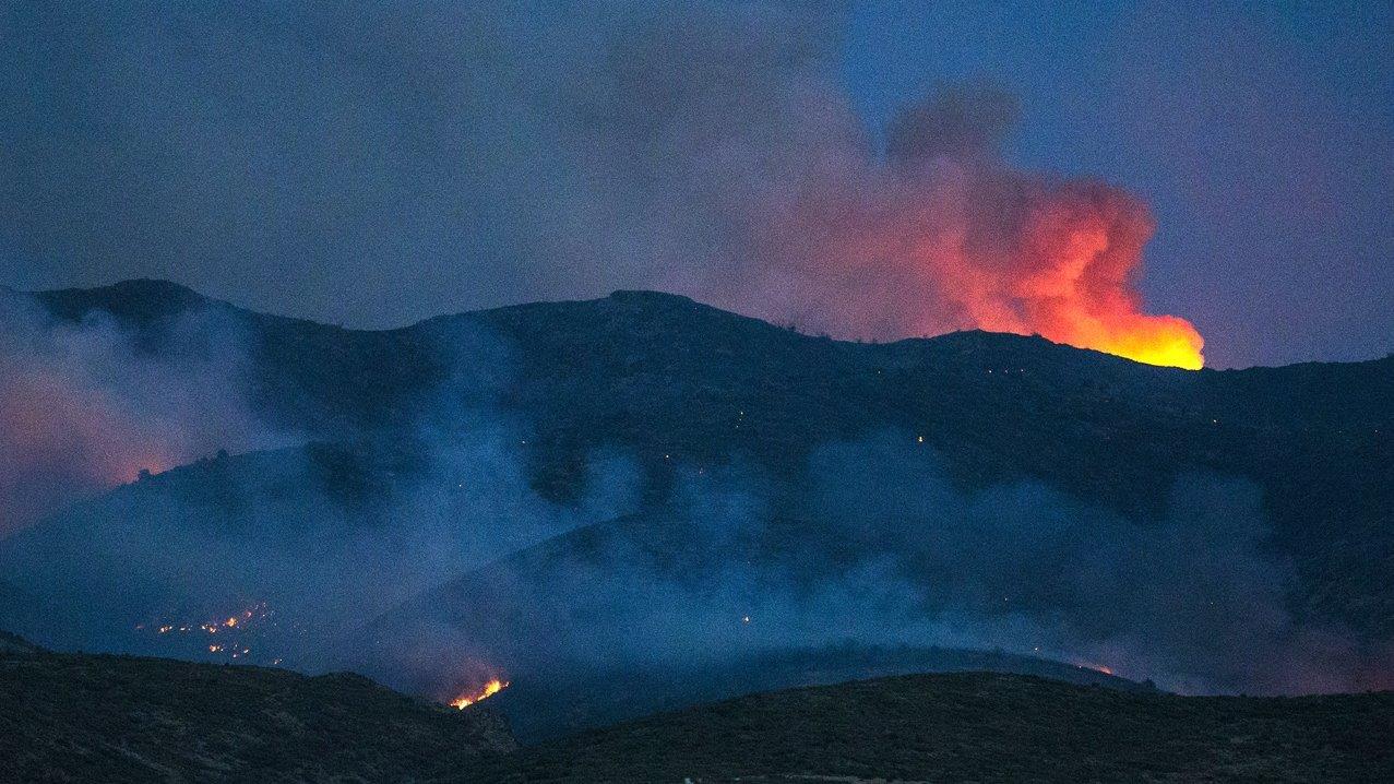 Wildfires burn in Utah, California, New Mexico, Arizona 