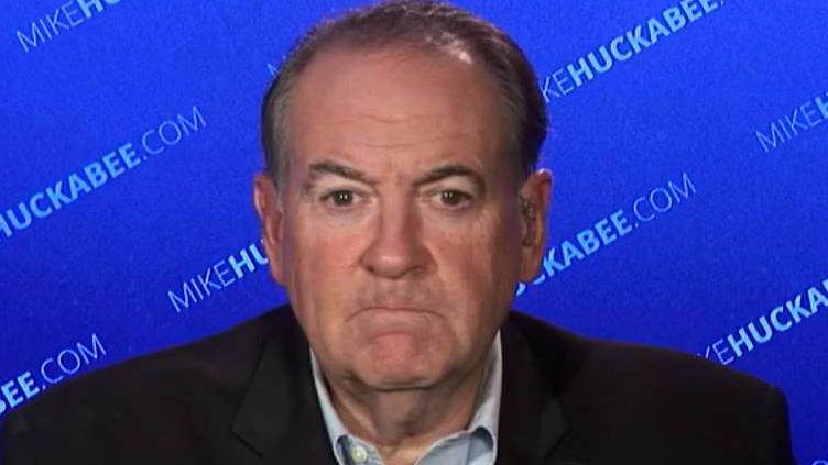 Huckabee: Obama has been 'deadly wrong' about ISIS
