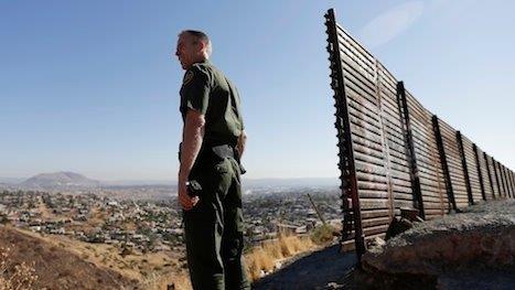 Illegal crossings of Southern border soar in 2016