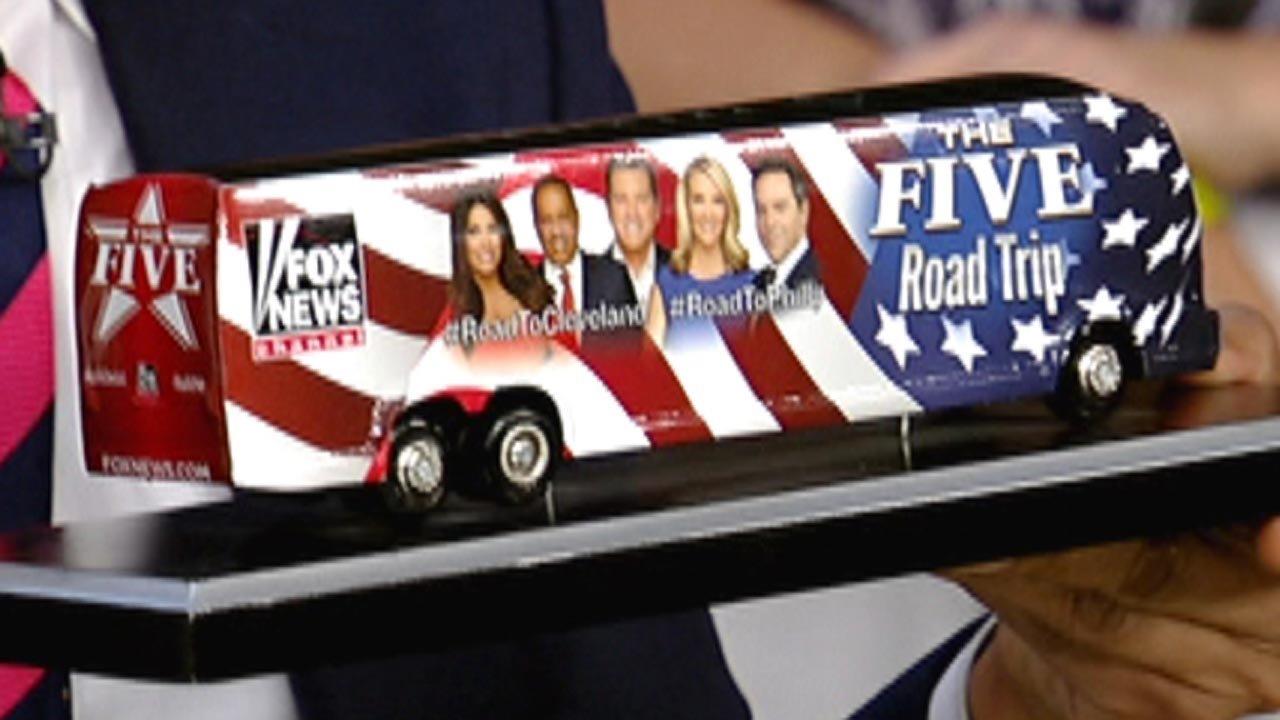 Preview of 'The Five's convention road trip