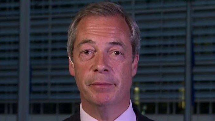 Nigel Farage mengatakan dia mengundurkan diri dari Partai Kemerdekaan Inggris