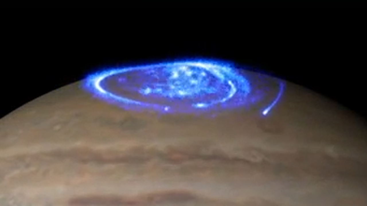 Hubble captures glowing auroras in Jupiter's atmosphere