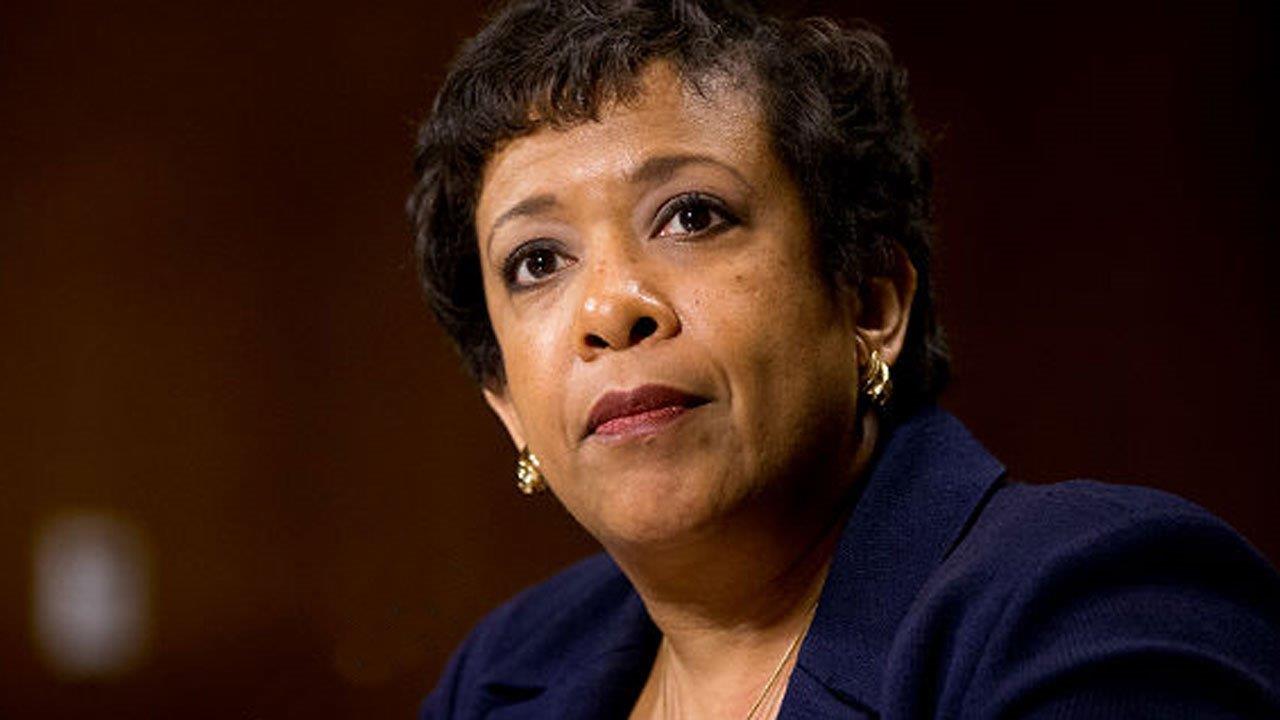 New concerns after AG Lynch meets with Bill Clinton