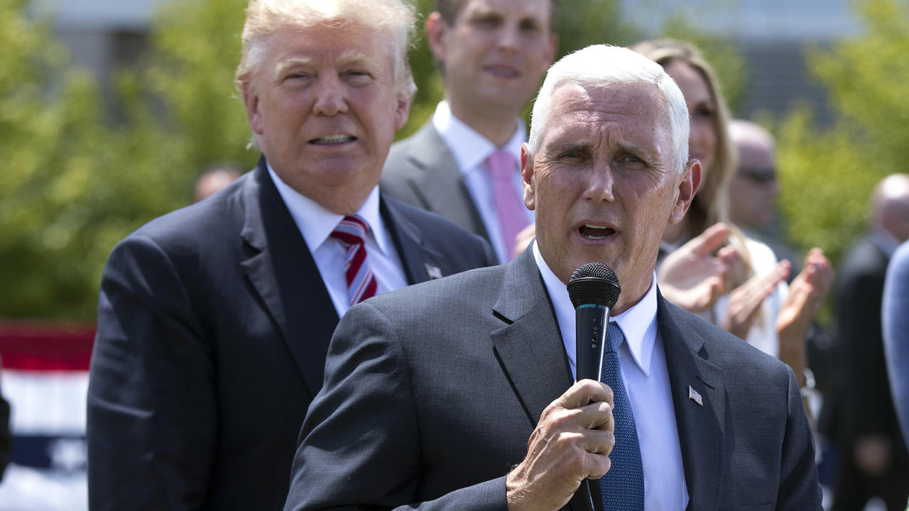 Pence gets his turn to speak amid Trump's former rivals