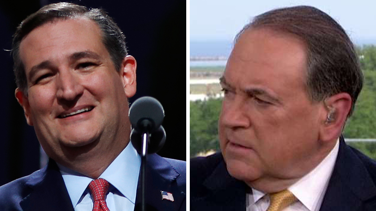 Huckabee slams Cruz's 'absolutely dishonorable moment'