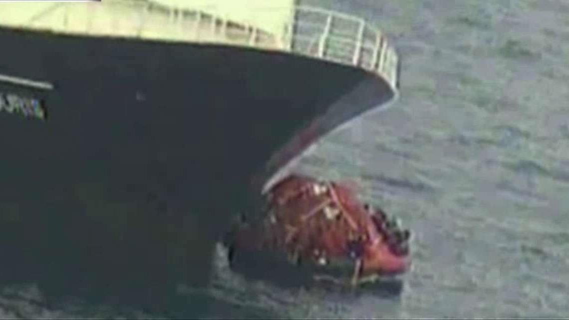 46 people rescued from sinking ship off Alaskan coast