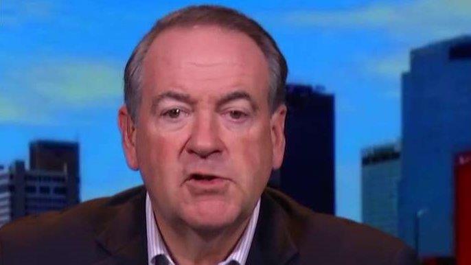 Huckabee: Dems can't even handle the simplest technology